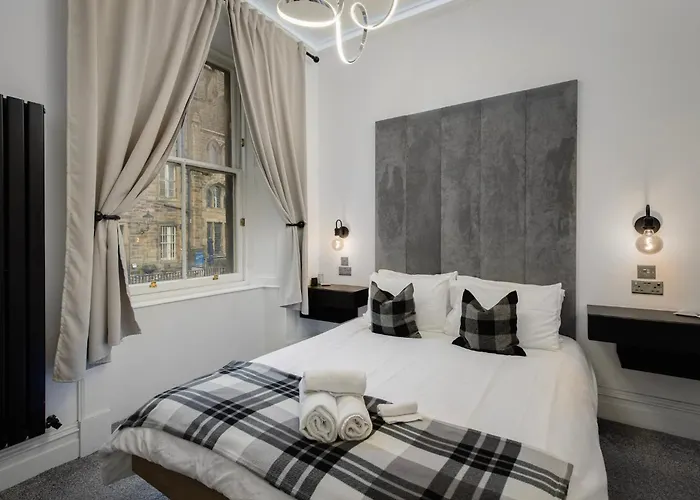 2Bedroom Apartment By The Castle